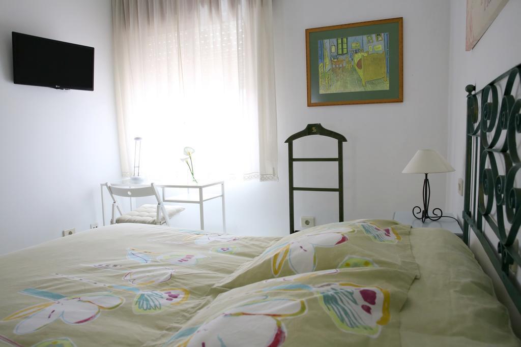 או גרובה Habitaciones Castelao מראה חיצוני תמונה