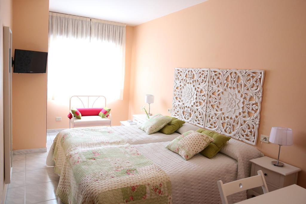 או גרובה Habitaciones Castelao מראה חיצוני תמונה